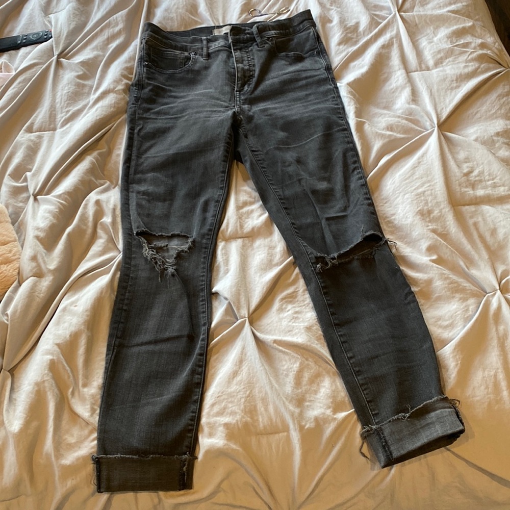 MADEWELL 9in high skinny jeans, size 27. So cute and comfy!